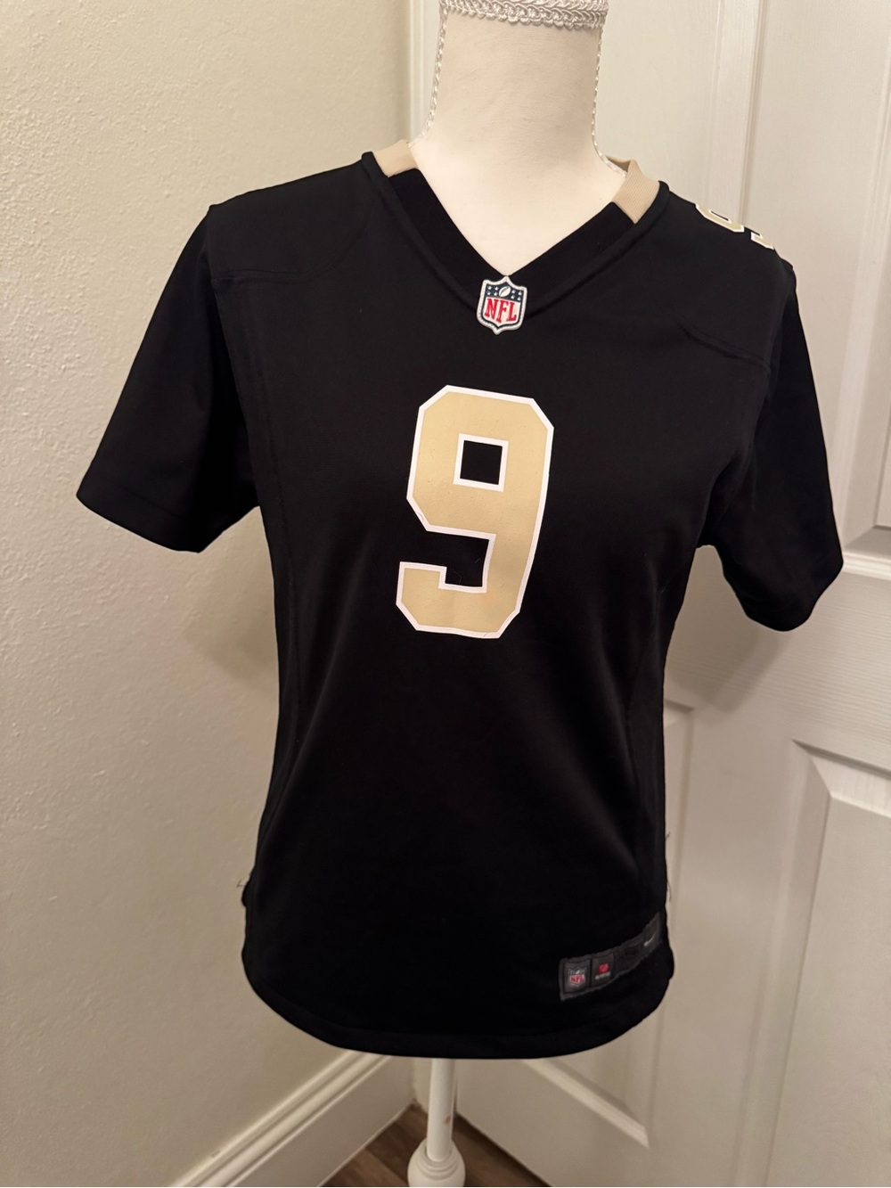 Vintage New Orleans Saints #9 Black and Gold NFL Jersey